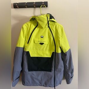Montec Doom Insulated Ski Jacket  sz S. New.
